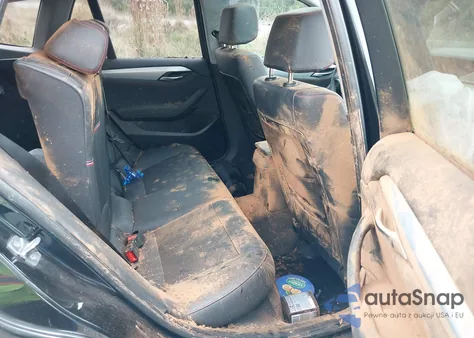 2015 BMW X1 Sdrive28I из США, поврежденный, VIN WBAVM1C58FVW57967